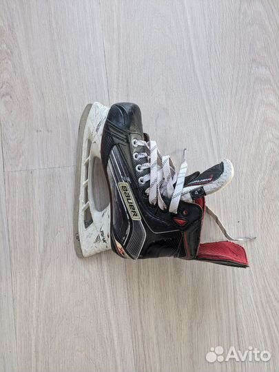 Хоккейные коньки bauer vapor x800