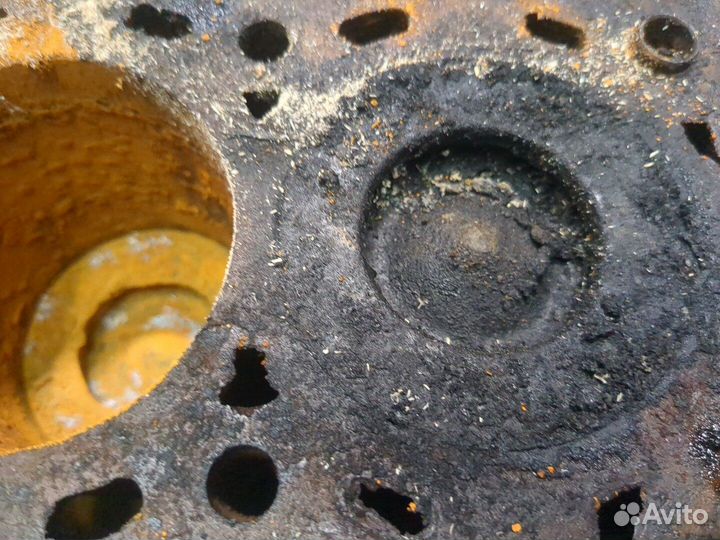 Блок цилиндров Opel Vivaro M9R 780, M9R 782, M9R 784, M9R 786, M9R 788 2 Дизель, 2008