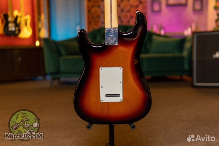 Fender Player Stratocaster MN 3-Colour Sunburst