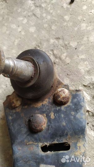 Рычаг подвески передний Volvo S80 V70 07-15