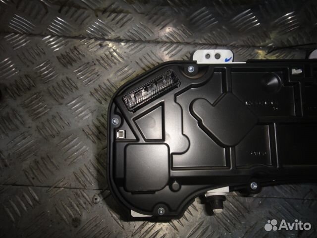 Панель приборов Corolla 150 (06-13) МКПП б/у