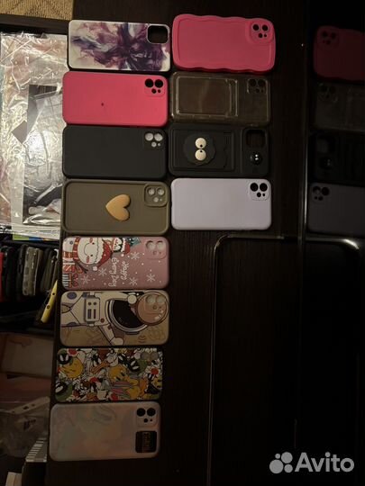 Чехлы на телефон iPhone 11
