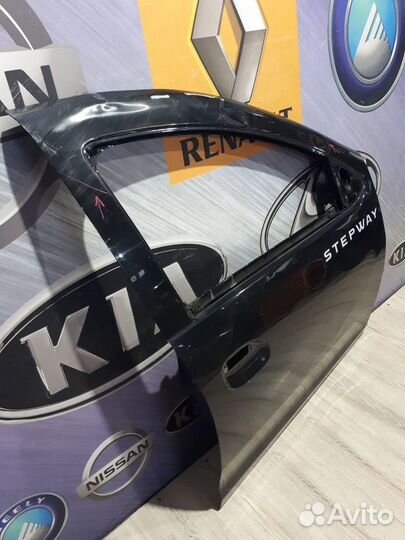 Дверь передняя Renault sandero stepway 2 Прав