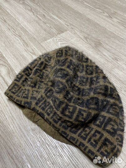 Женские шапки