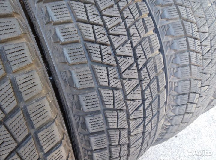 Bridgestone Blizzak DM-V1 225/65 R18