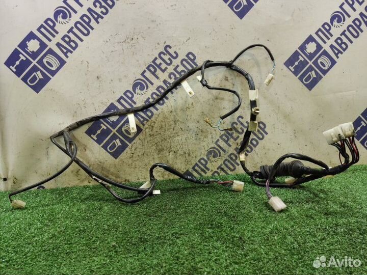 Проводка двери передняя правая Great Wall Safe