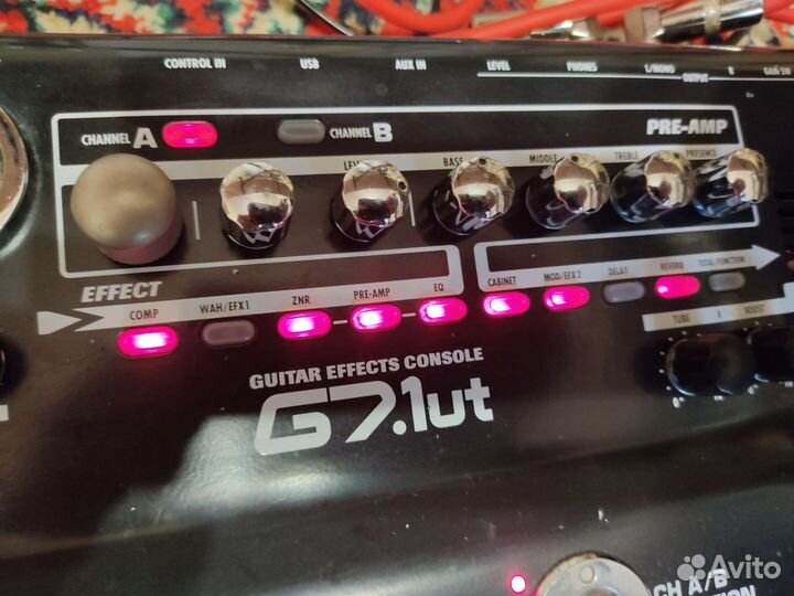 Гитарный процессор Zoom G7.1ut