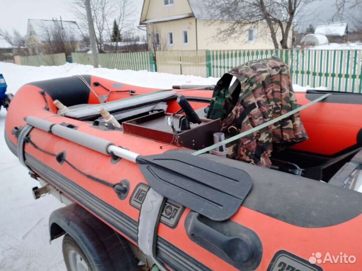 Лодка риб навигатор 370р