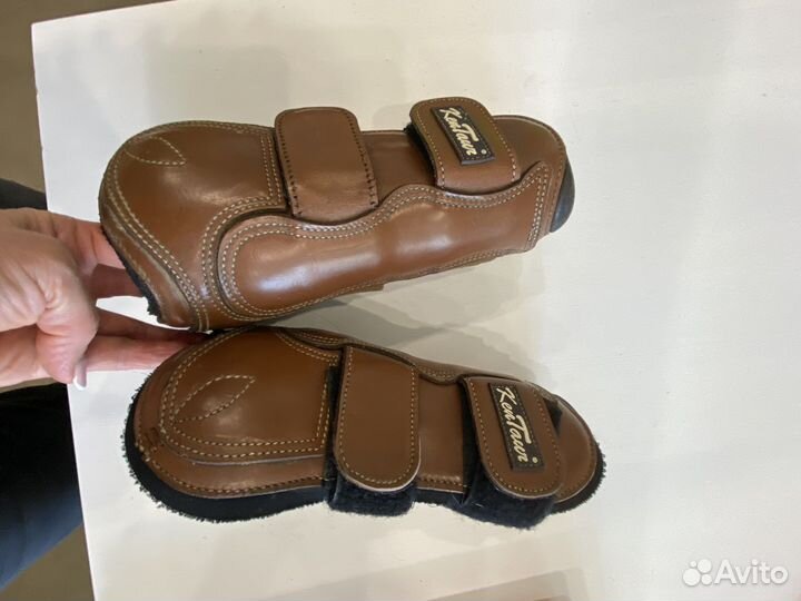 Ногавки для лошади