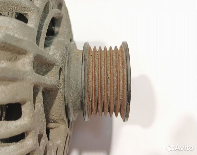 Генератор на Skoda Fabia 2 BXW 1.4