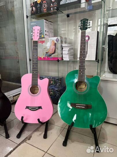 Акустическая гитара