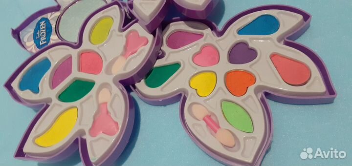 Декоративная детская косметика тени, лаки, помада