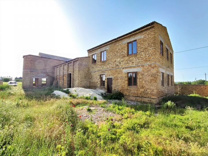 Дом 570 м² на участке 10 сот.