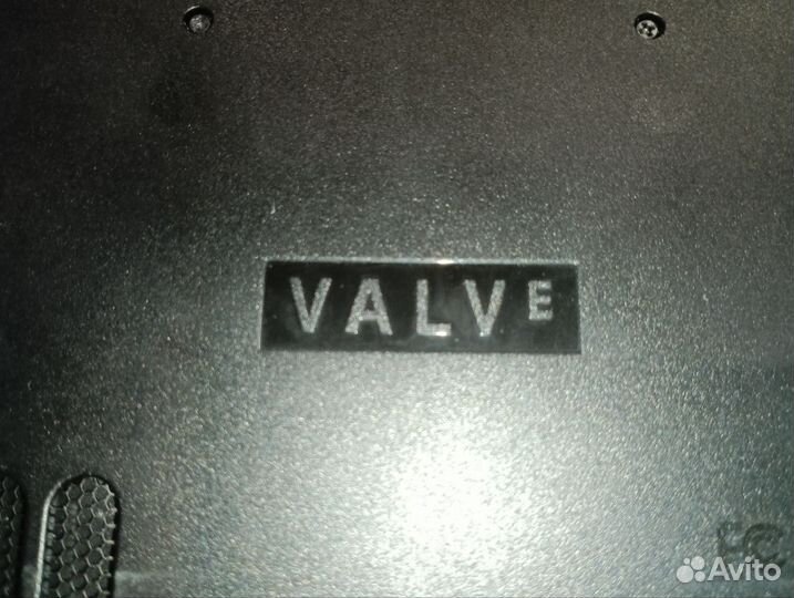 Игровая портативная консоль Valve Steam Deck 1TB