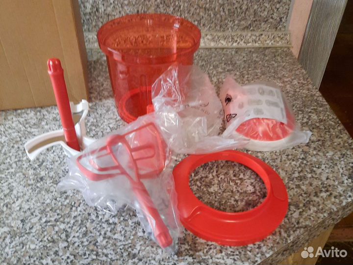 Кухонный комбайн ручной, Тапервей