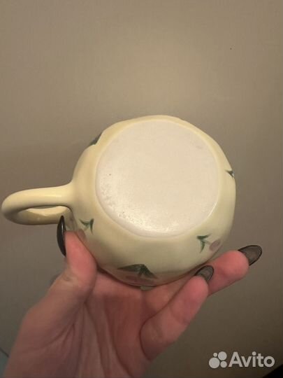 Кружка с фиолетовыми цветочками