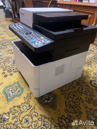 Мфу лазерный Kyocera ecosys M2235dn