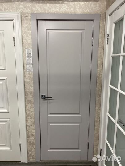 Двери межкомнатные серые