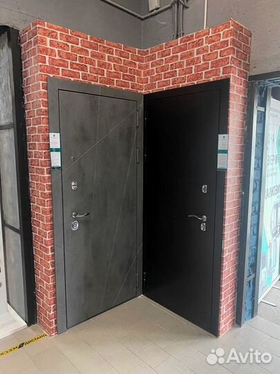Двери входные металлические