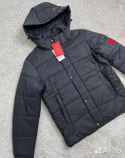 Мужская куртка Hugo: весенний образ для вас