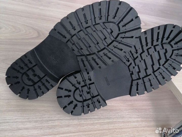 Лоферы женские 38 размер новые