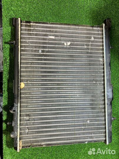 Радиатор охлаждения xcara picasso