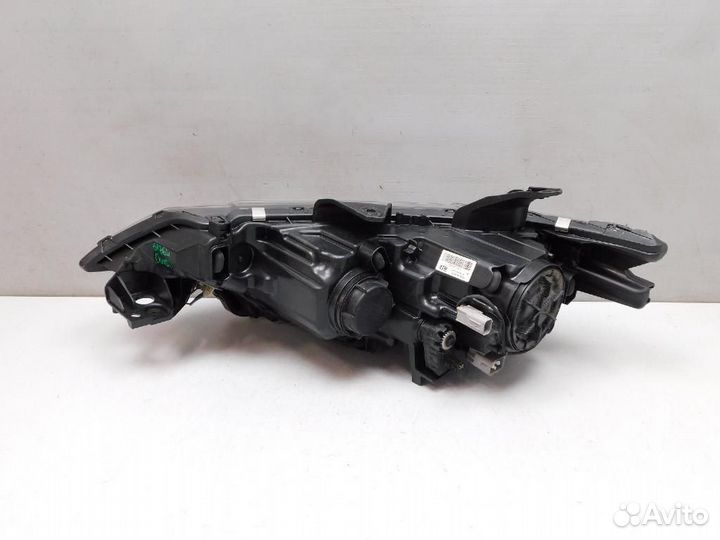 Фара правая Mitsubishi Outlander