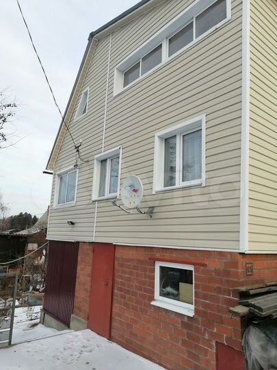 Дом 82,2 м² на участке 6,3 сот.