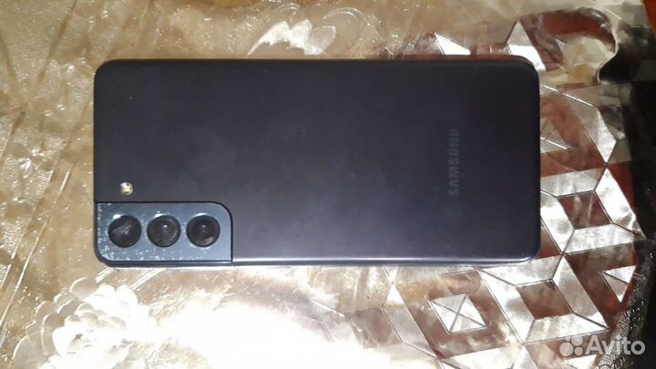 Samsung Galaxy S21, 8/256 ГБ