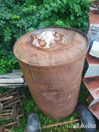 Бочка металлическая бу 200л