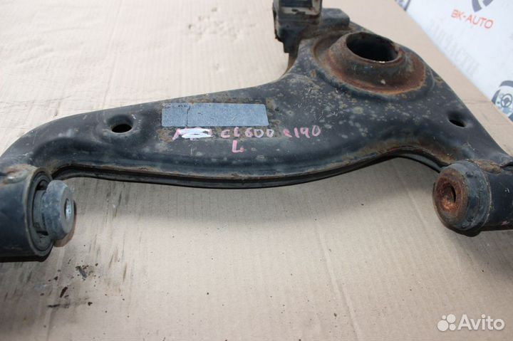 Передний нижний левый рычаг Mercedes S-Class W140