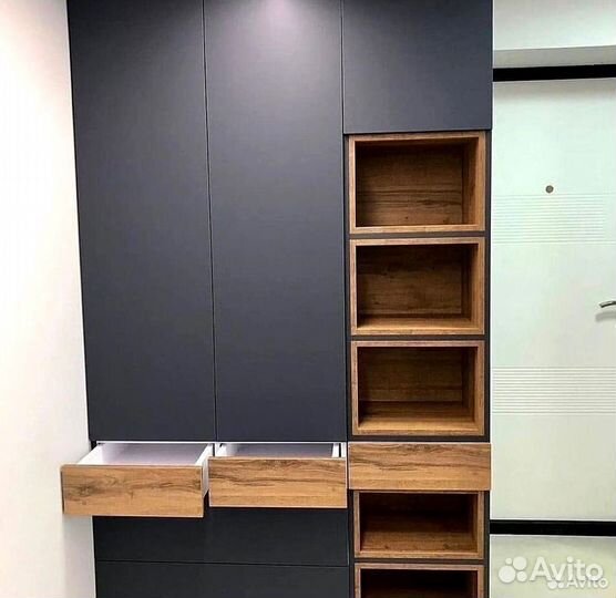 Шкафы распашные на заказ в спальню