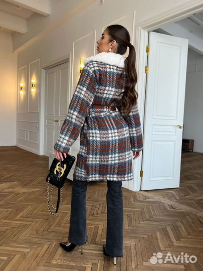 Польто в клетку овчинка