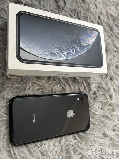 iPhone Xr, 64 ГБ