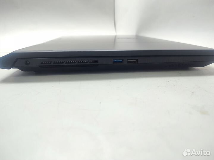 Игровой ноутбук MSI Katana 17 b12vfk-424ru