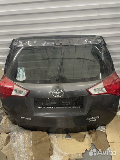 Крышка багажника toyota rav4 40