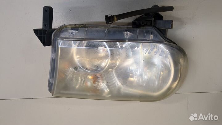 Фара (передняя) Toyota Sequoia 2008, 2008