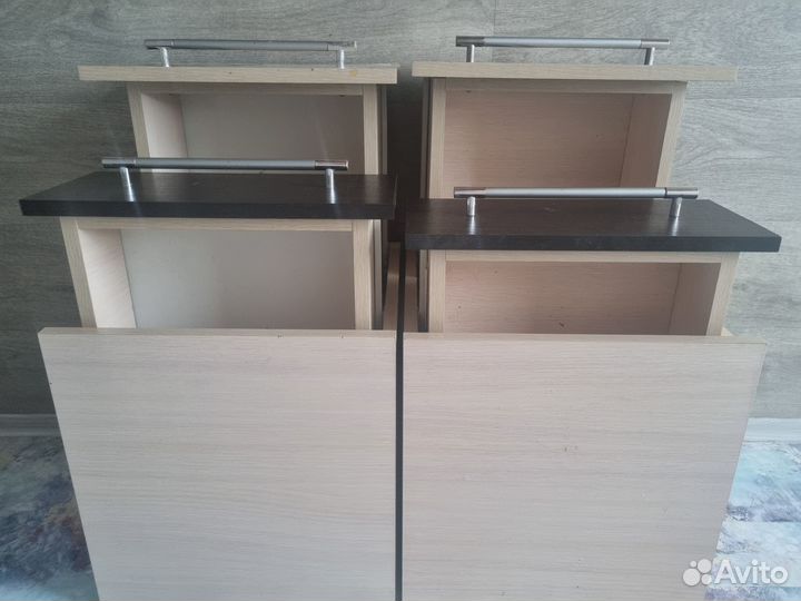 Тумба прикроватная