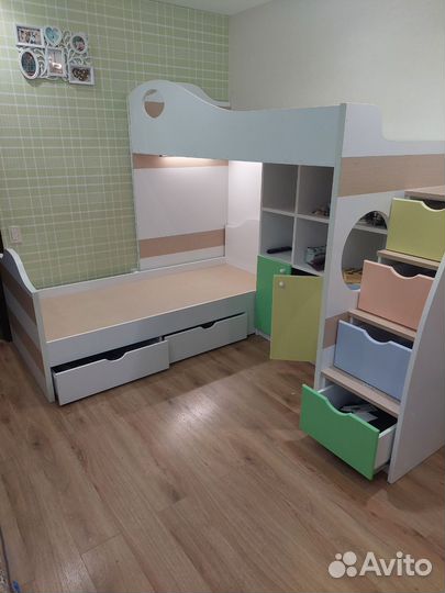 Двухъярусная кровать бу