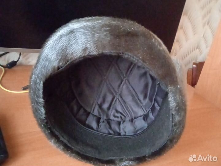 Зимняя мужская шапка из меха морского котика