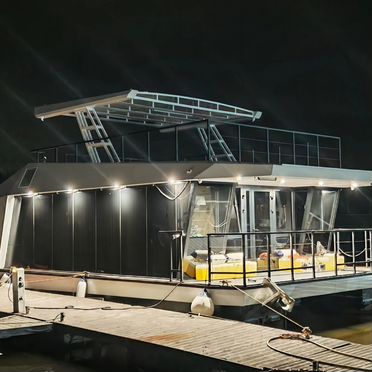 Хаусбот Cruise плавдом