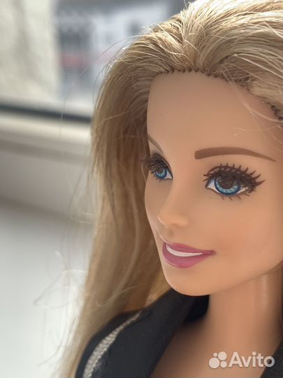 Шарнирная кукла barbie с живыми ресницами