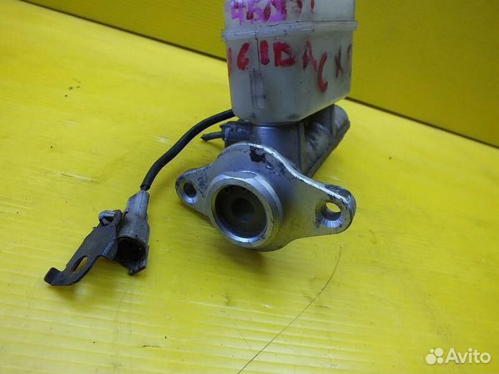 Главный тормозной цилиндр