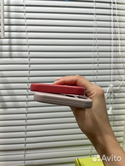 Чехлы на iPhone 12