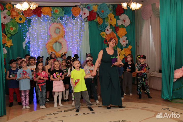 Ведущая на праздник, музыкальное сопровождение