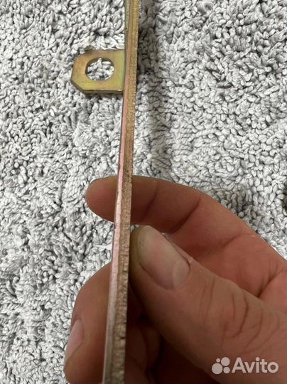 Ваз 2106 задние кронштейны СССР новые