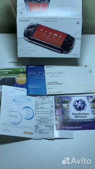 Sony PSP 3008 piano black