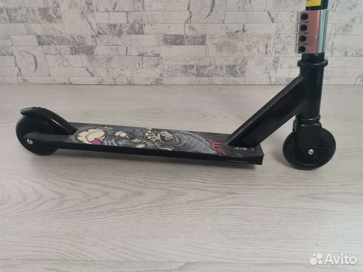 Трюковой самокат новый