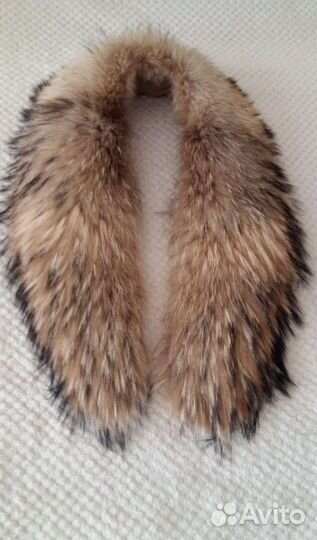 Меховой воротник енот