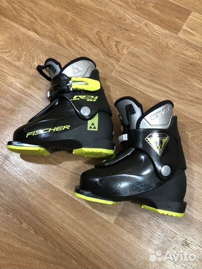 Горнолыжные ботинки fisher